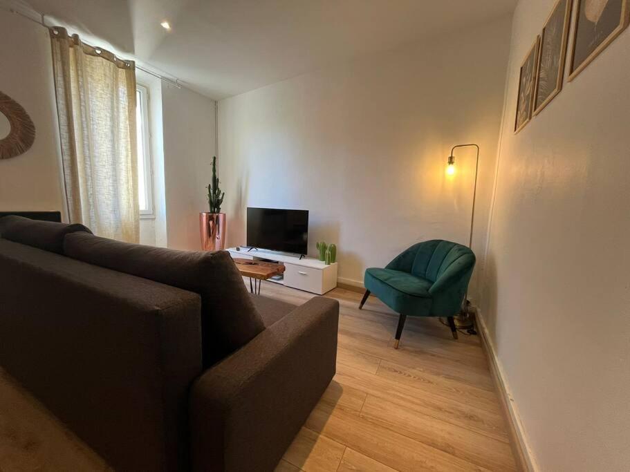 Appartement Proche Du Village Et De La Mer Leucate Luaran gambar
